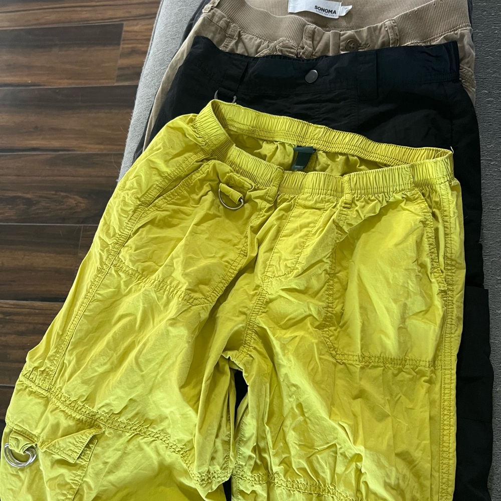 Set of 4 cargo pants, wild fable, Sonoma and two no boundaries